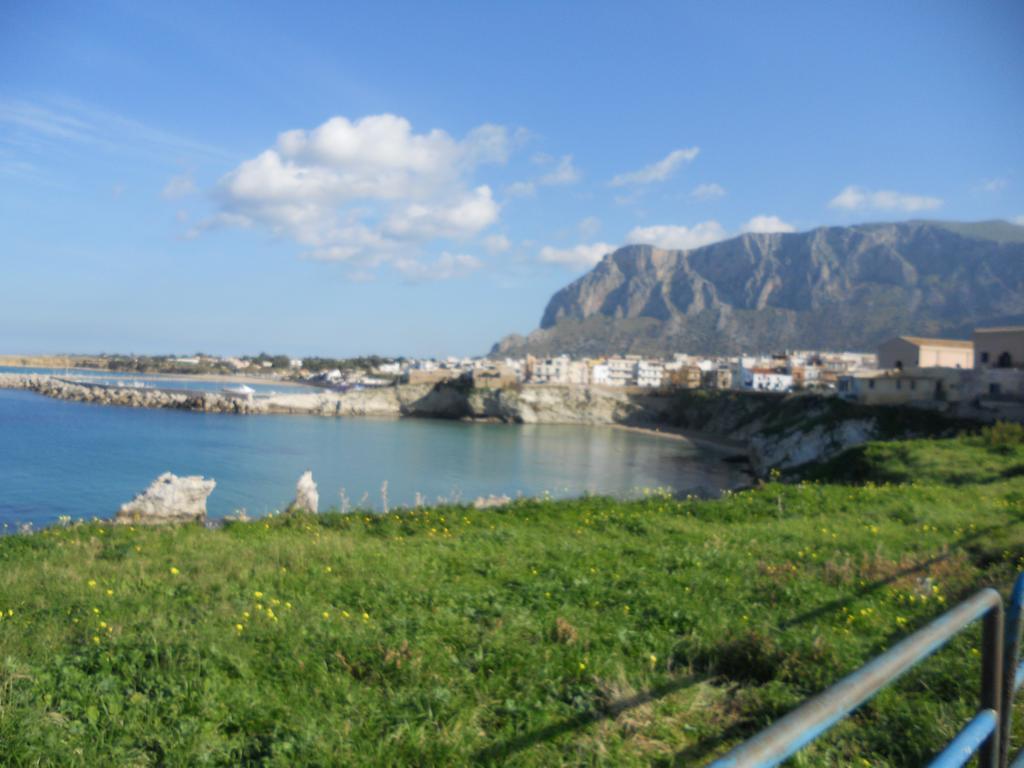 Case Vacanze Terra Sinus Terrasini Luaran gambar